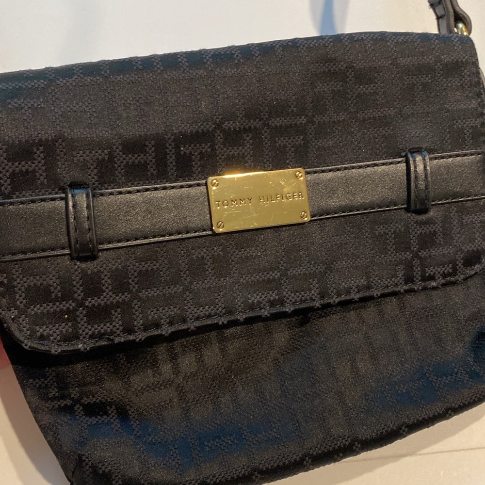 Tommy Hilfiger Small Black Purse Shoulderbag Crossbody Bag Preowned